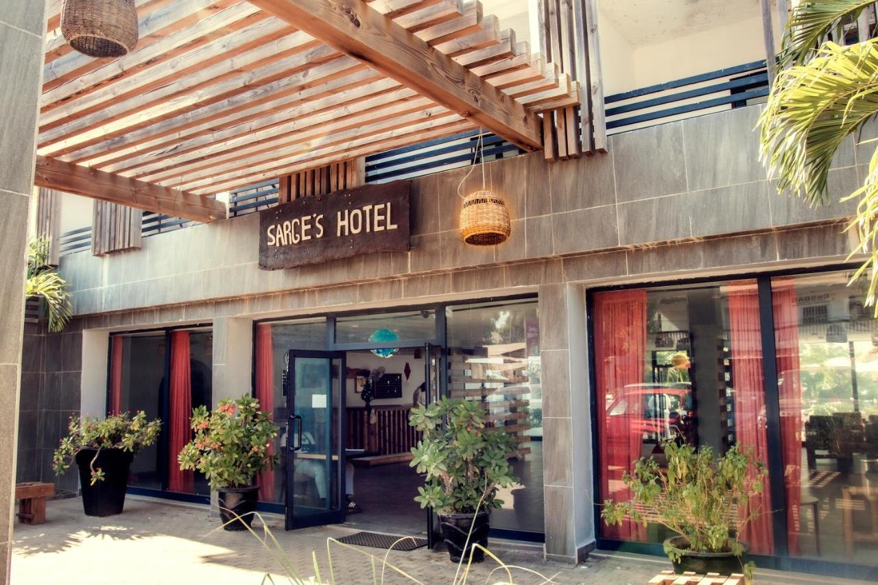 Sarges Hotel Serrekunda Dış mekan fotoğraf