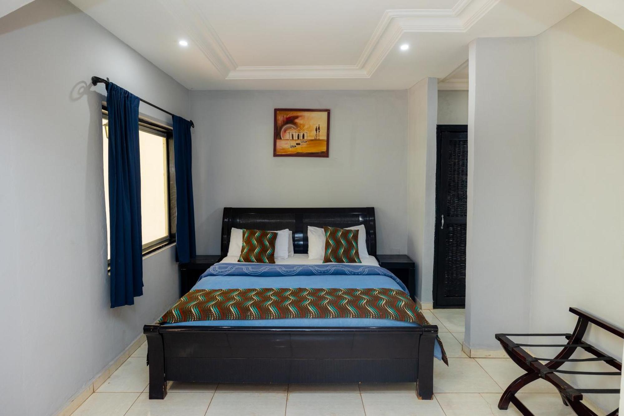 Sarges Hotel Serrekunda Dış mekan fotoğraf