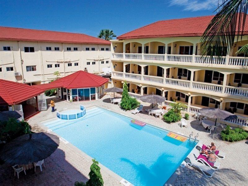 Sarges Hotel Serrekunda Dış mekan fotoğraf